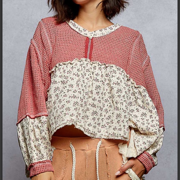 Final Sale! 13 💕 POL Floral  Patchwork Top - Picture 6 of 7